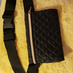 Ladies adjustable travel purse